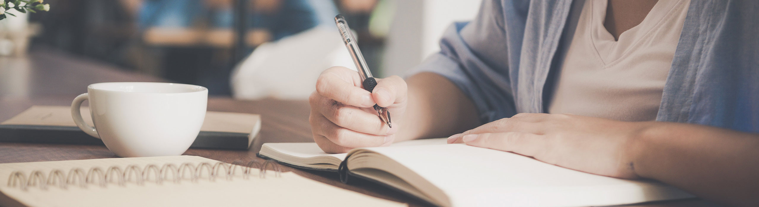 <p>Descriere proiect cu text 2 ...<br></p>